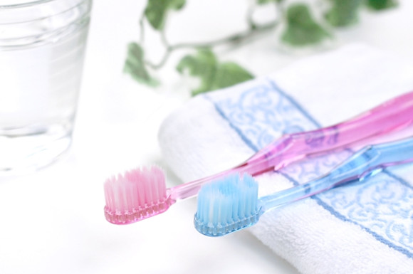 市販の手磨き歯ブラシのおすすめは？人気の商品比較ランキング